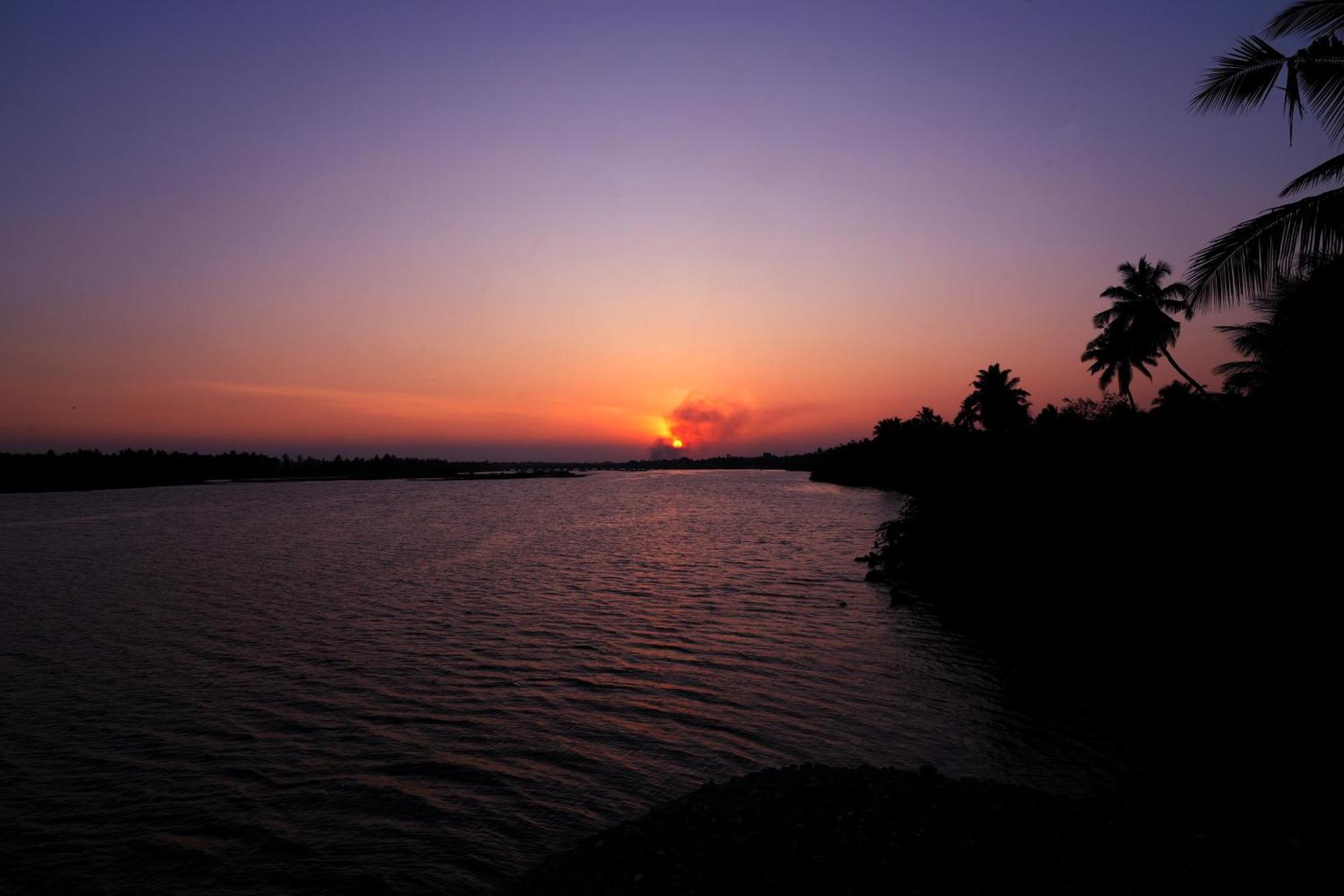 Victoria'S River View Resort Pondicherry Bagian luar foto