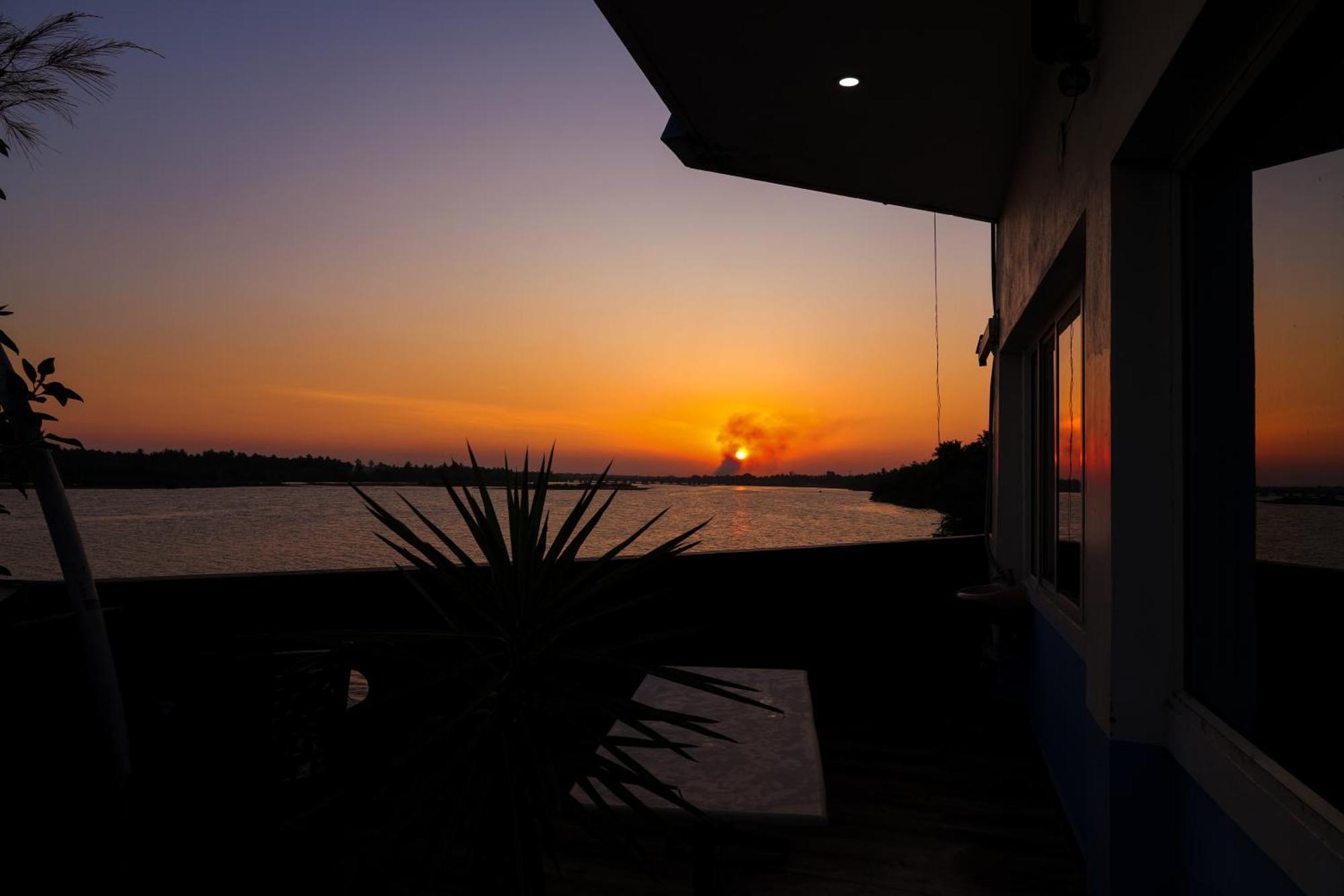 Victoria'S River View Resort Pondicherry Bagian luar foto