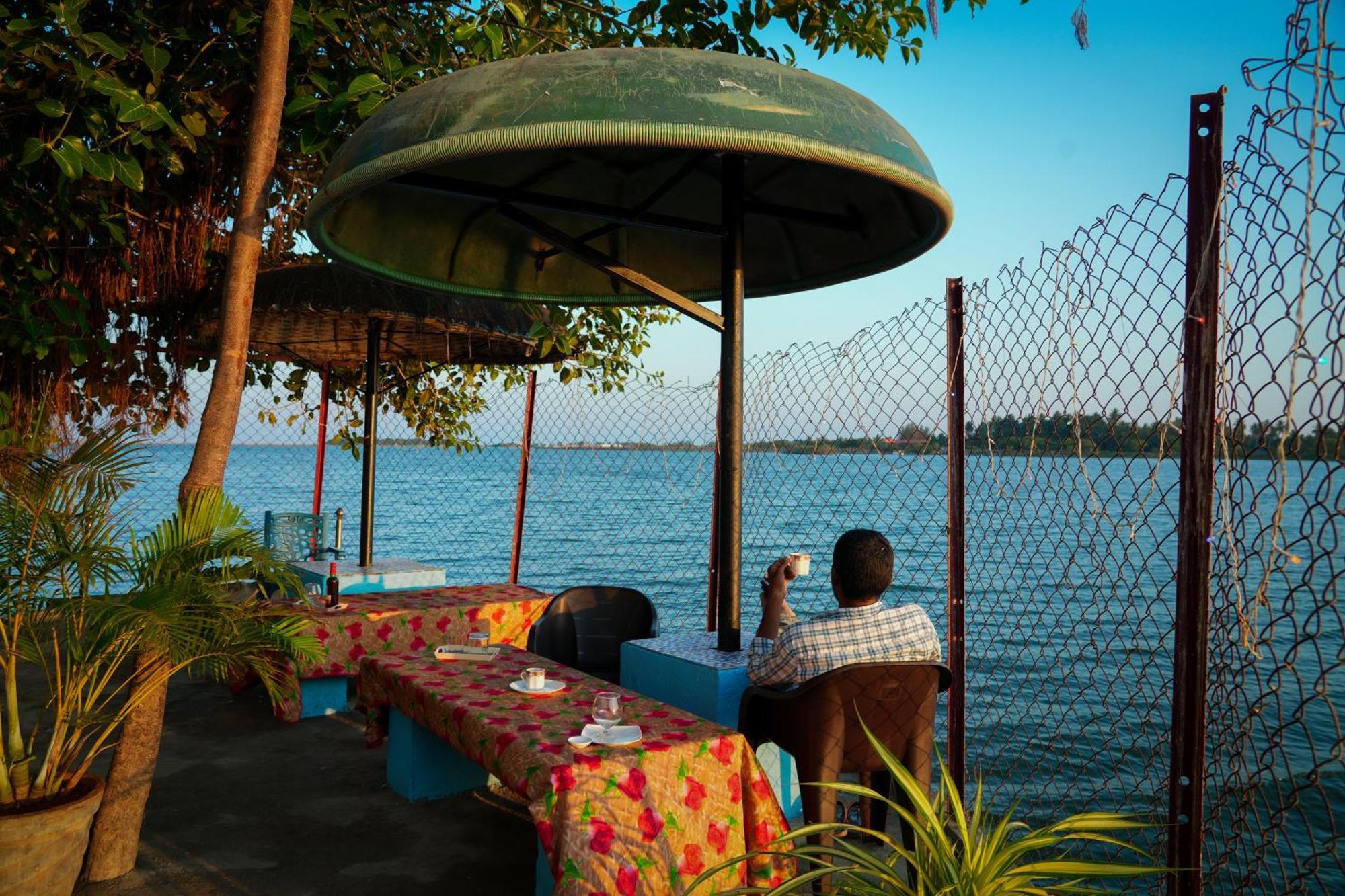 Victoria'S River View Resort Pondicherry Bagian luar foto