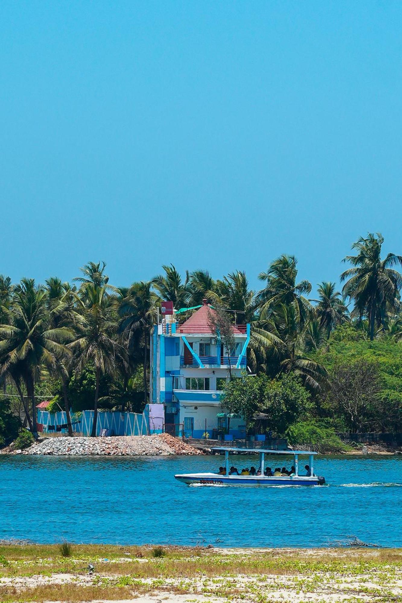 Victoria'S River View Resort Pondicherry Bagian luar foto