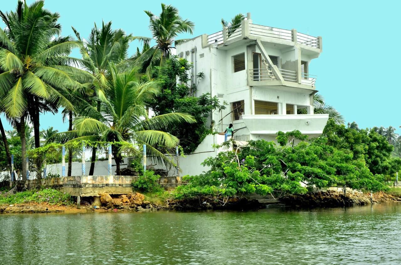 Victoria'S River View Resort Pondicherry Bagian luar foto